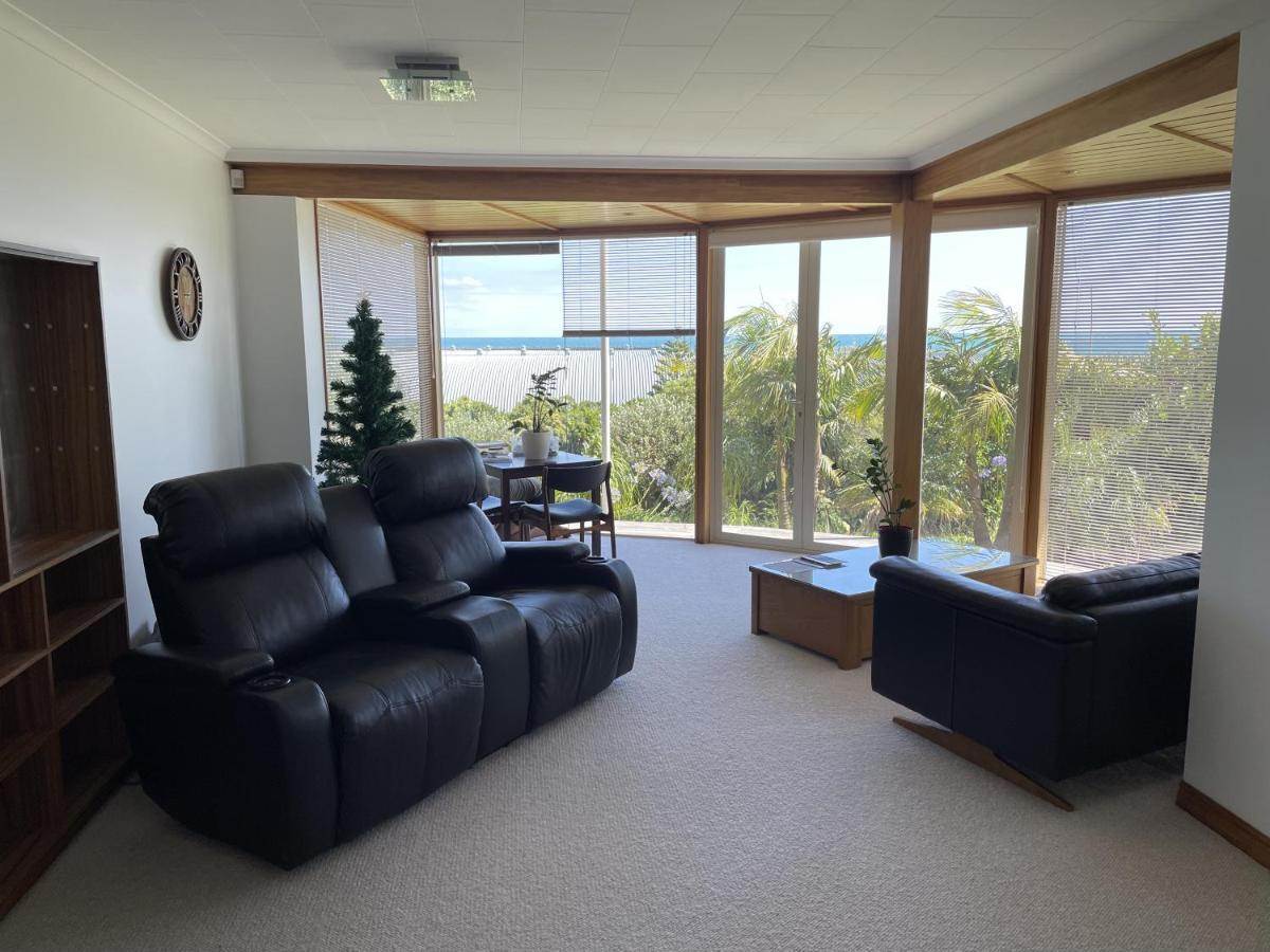 Sea Views Walk To Beaches New Plymouth Exterior foto